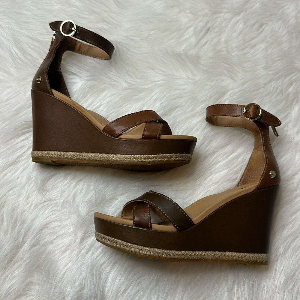 Women's Ezrah Leather Wedge Size 7